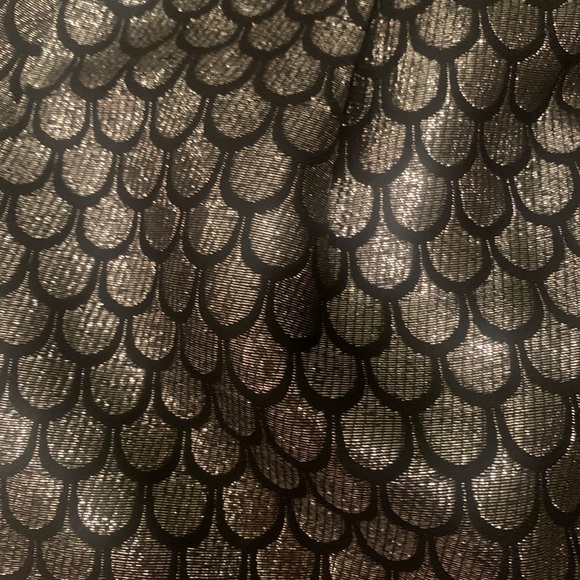 Girls Fish Scale Skirt - Picture 4 of 8